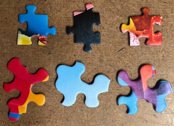 Сравнение обычных и «сумасшедших» деталей от Trefl Сравнение обычных и «сумасшедших» деталей от Trefl